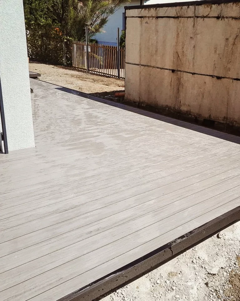 Terrasse en lame composite